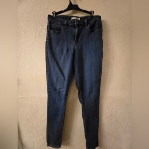 Levi's Dark Blue Skinny Jeans